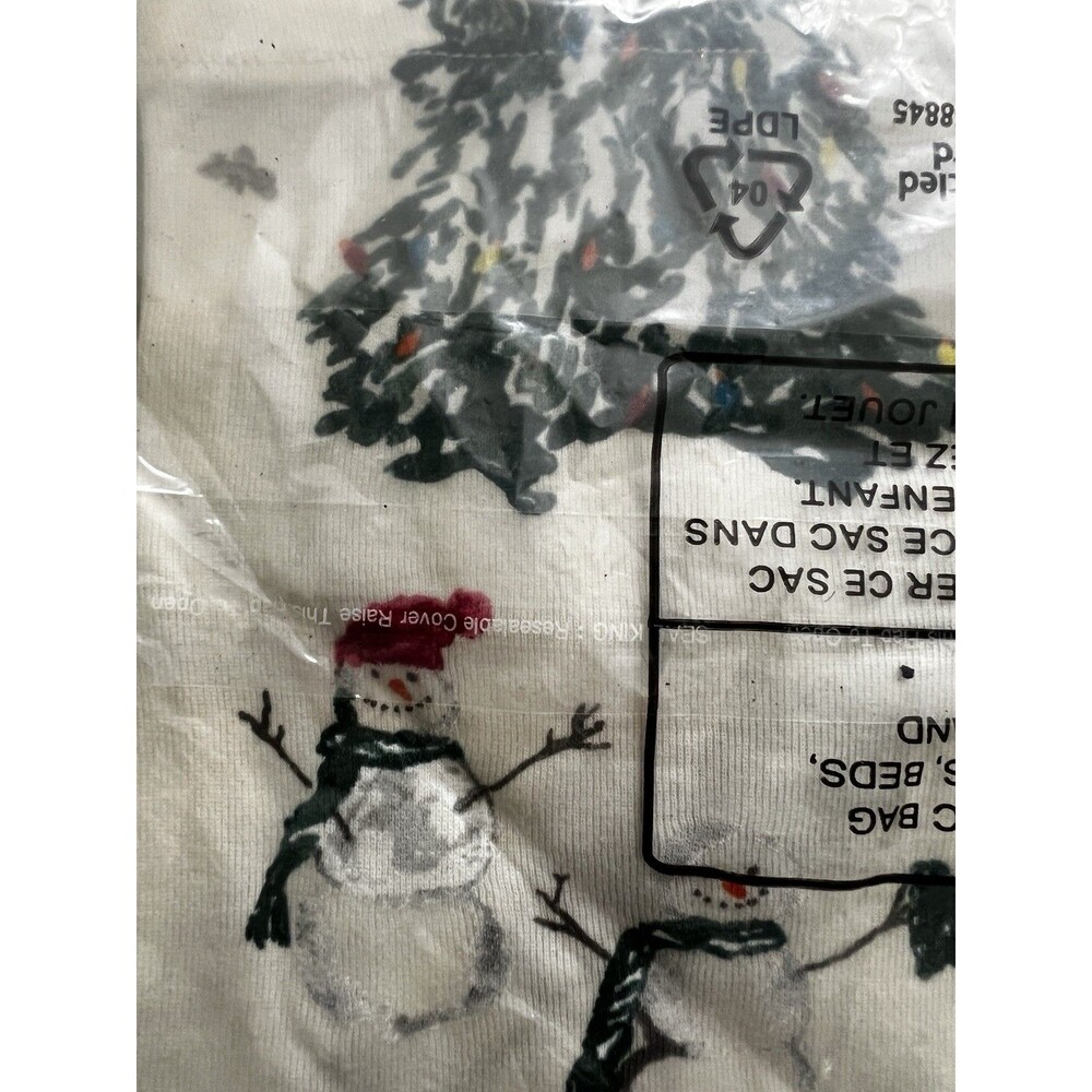 Burt’s Bees Matching Family Jammies Dog Bandana One Size 30x21x21" NEW snowman